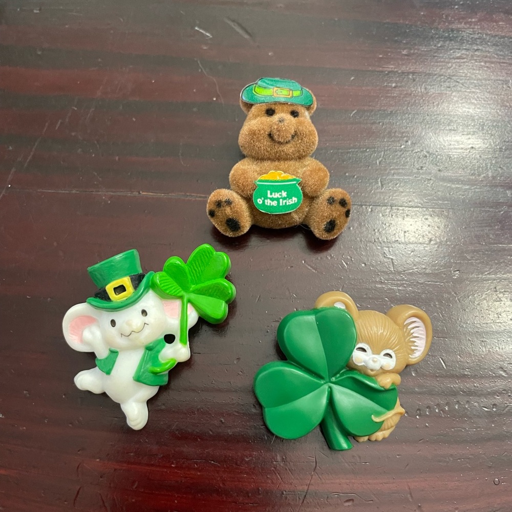 Vintage Set of 3 Hallmark 1980s St Patrick's Day Mouse Clover‎ Bear Lapel Pin